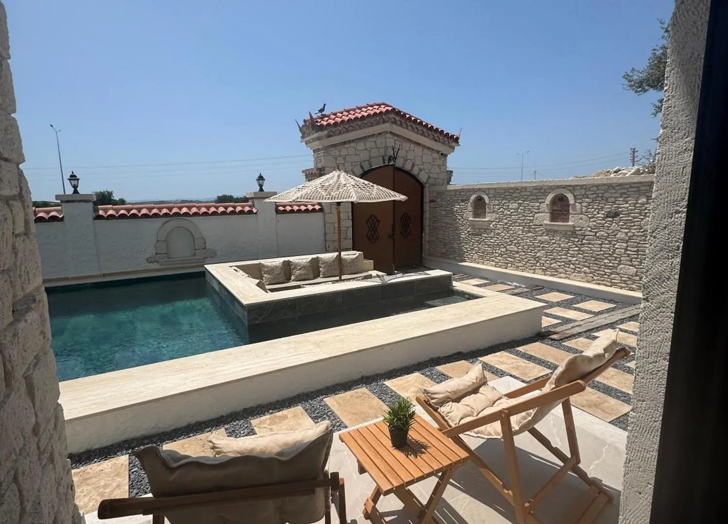 Sevilay Hanim Otel Çeşme